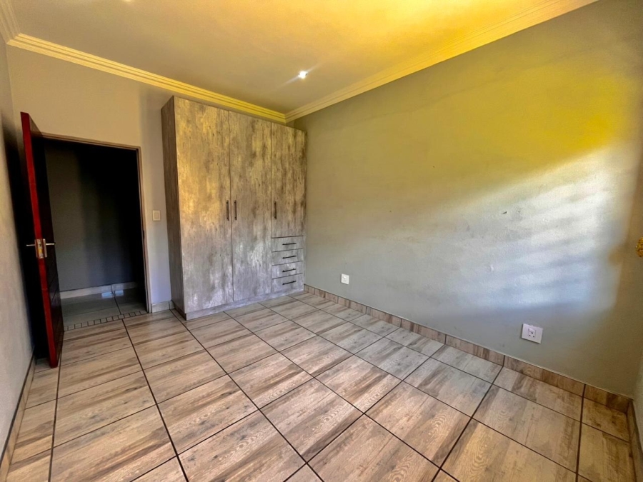 4 Bedroom Property for Sale in Donkerhoek A H North West